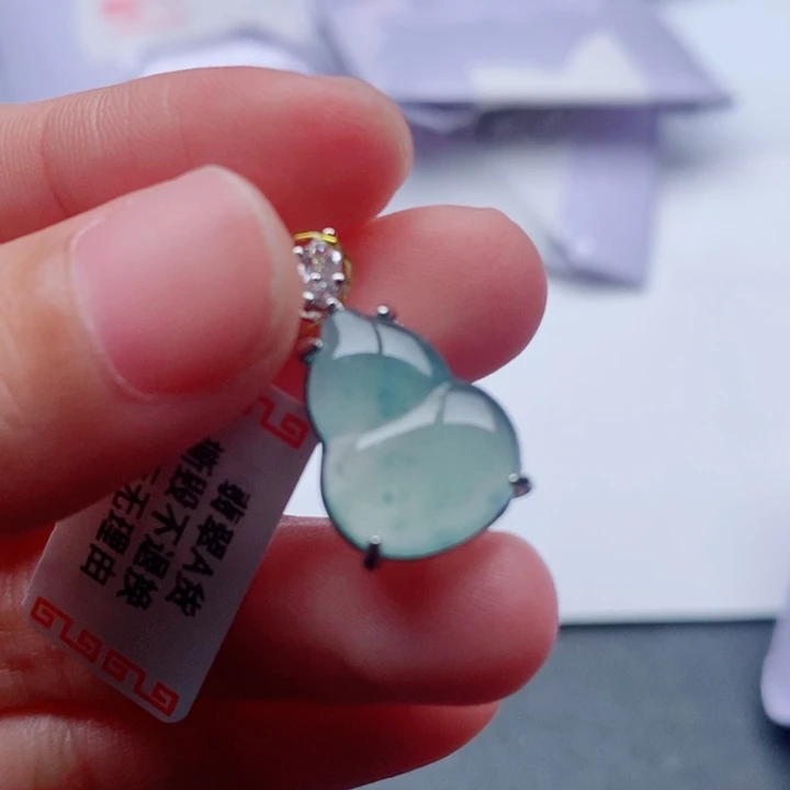 翡翠未镶嵌耳饰多样性自选发其一