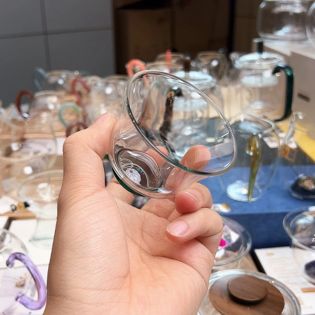 清杯墨绿色。。。。。。。