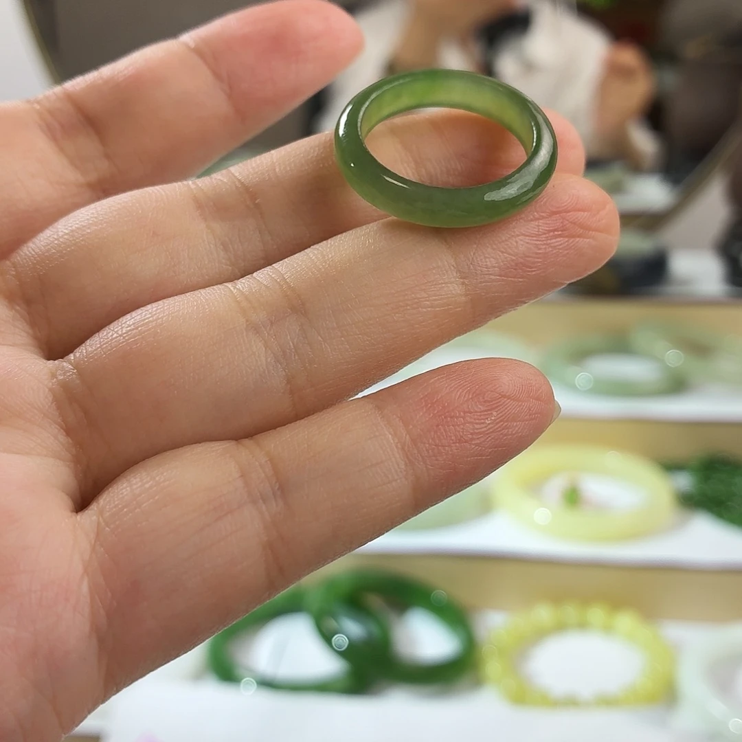 和田玉（碧玉）戒指未镶嵌