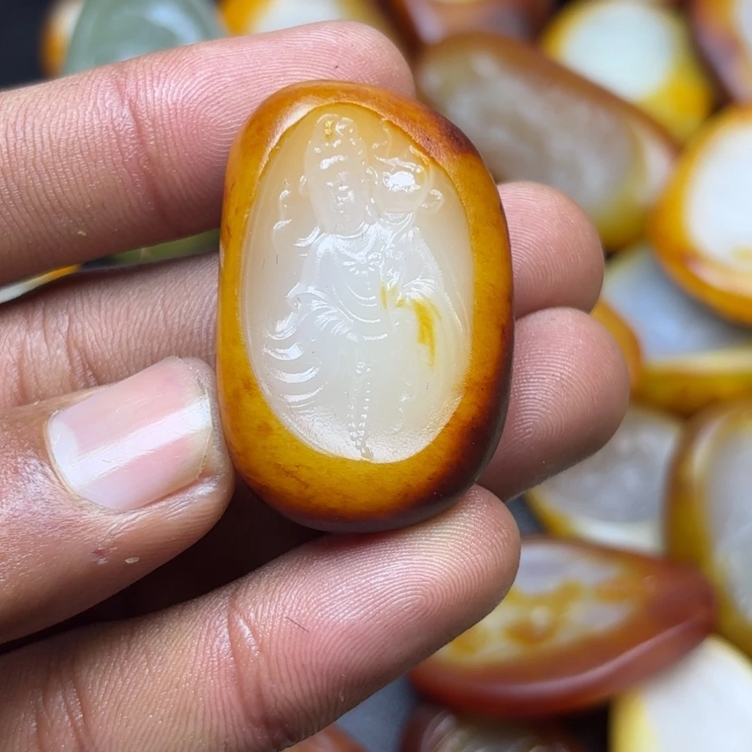 和田玉颈饰未镶嵌