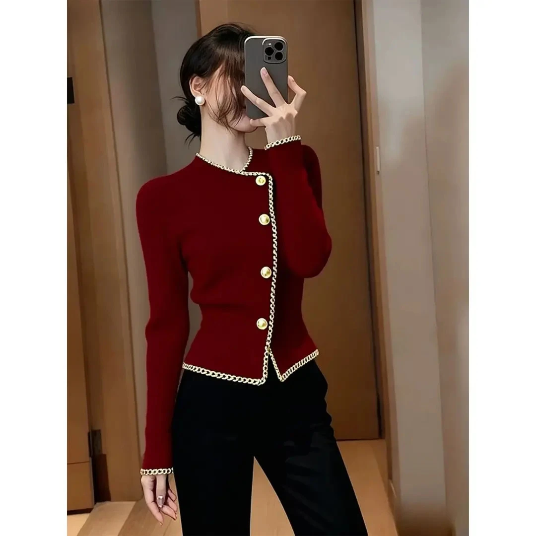 秋季穿搭炸街独特漂亮小衫高级感巨好看轻奢减龄洋气红色针织衫女