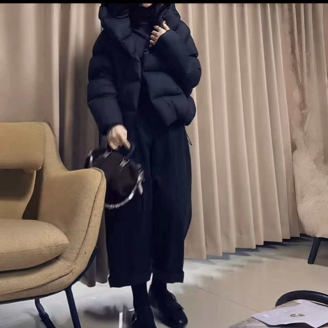 秋季超火穿搭黑色棉服搭配百搭阔腿裤休闲气质时尚女装