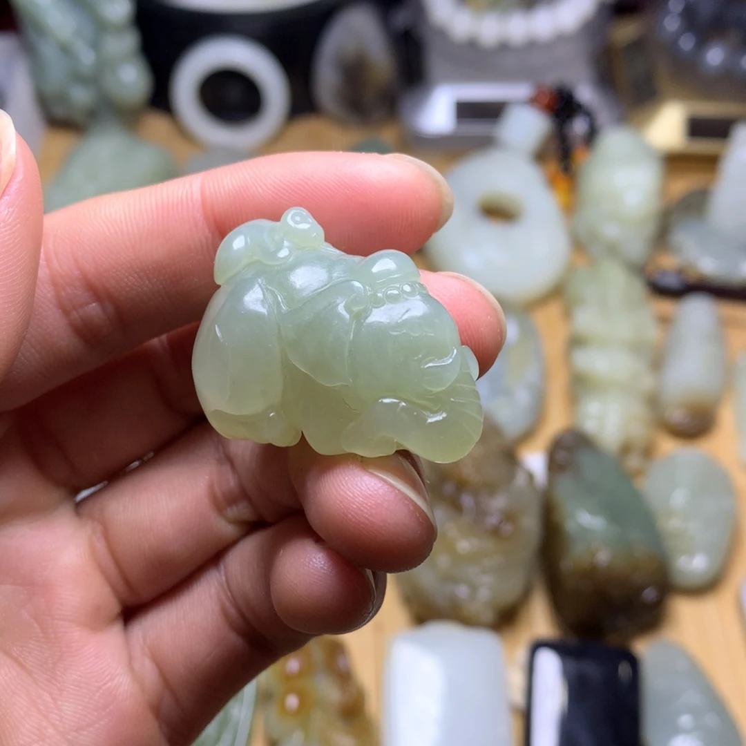 和田玉挂件未镶嵌