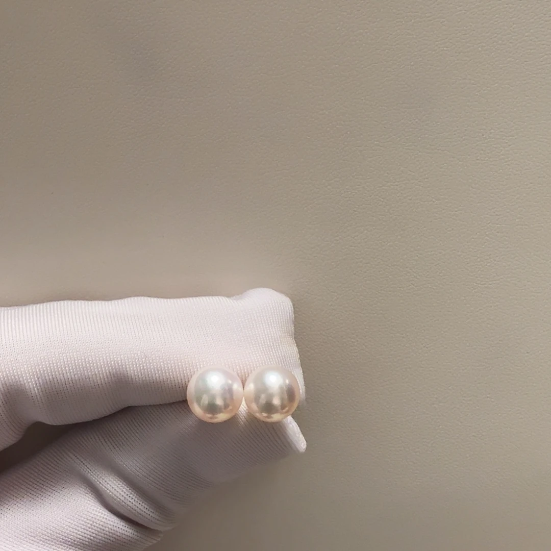 18K金镶嵌耳饰海水珍珠8.5-9天女素钉