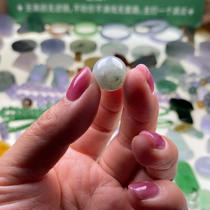 翡翠未镶嵌挂件天然翡翠