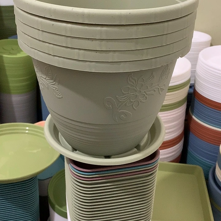 碗形口23高17绿5个瑕疵带托