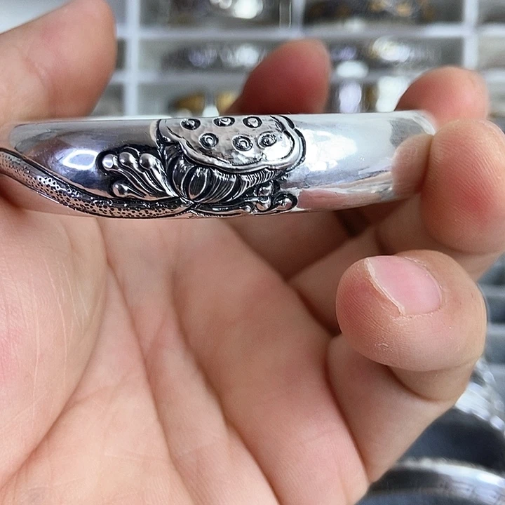 无足银小**涓荷花足银手镯