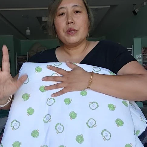 棉棉花被子2m乘2米3。