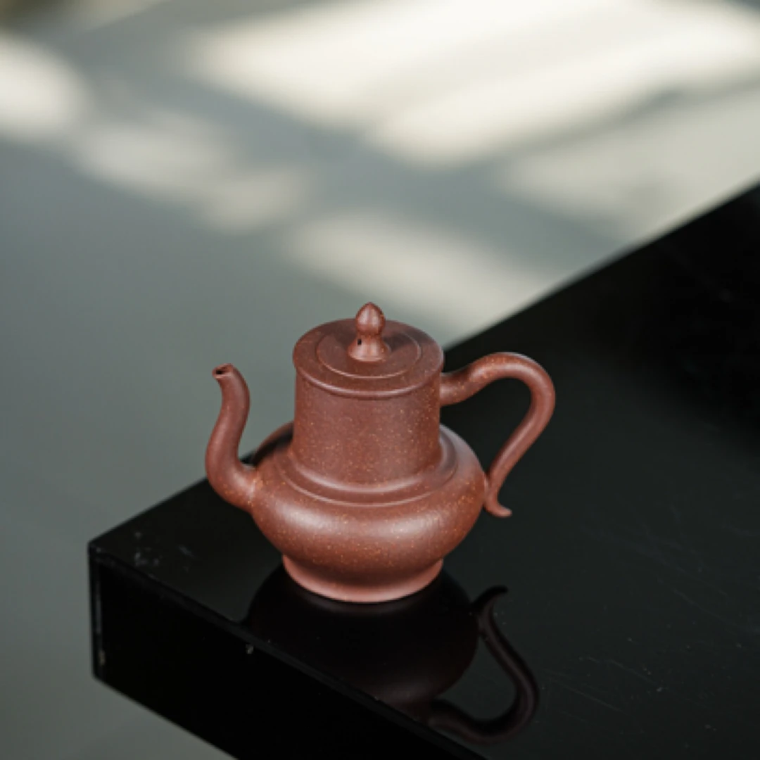 【宫灯】 泥料：原矿优质紫檀泥 容量:150cc