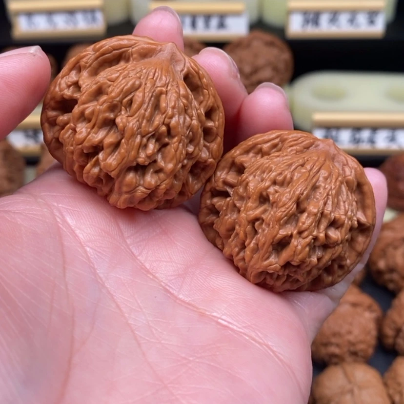 【闪购商品】文玩核桃吊坠G****u狮虎兽