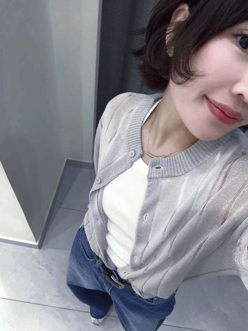 XIAO笑家灰色针织开衫