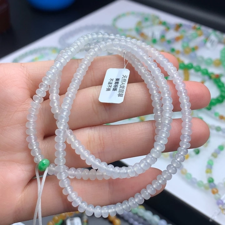 翡翠手镯未镶嵌卡