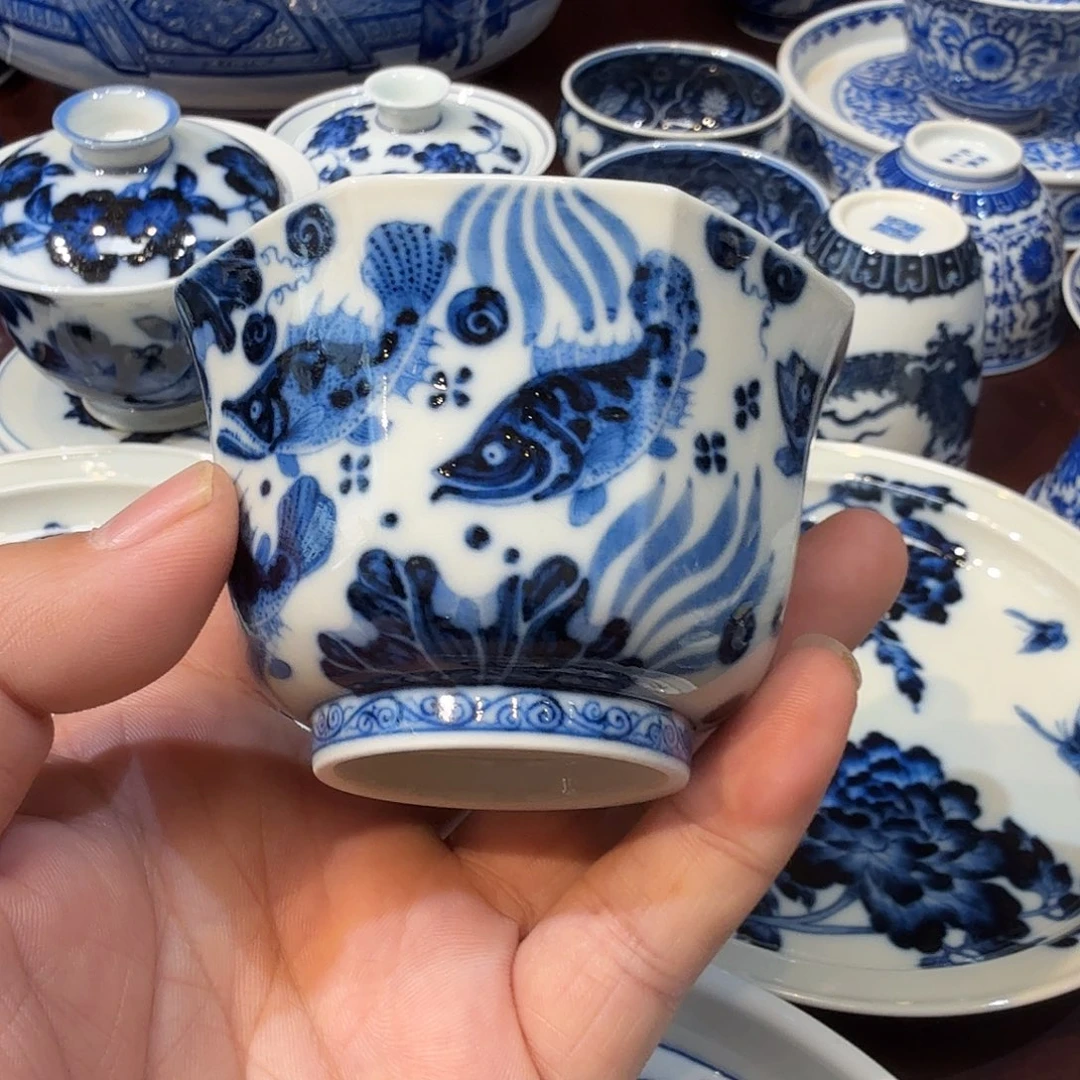 柴窑八方青花鱼藻纹