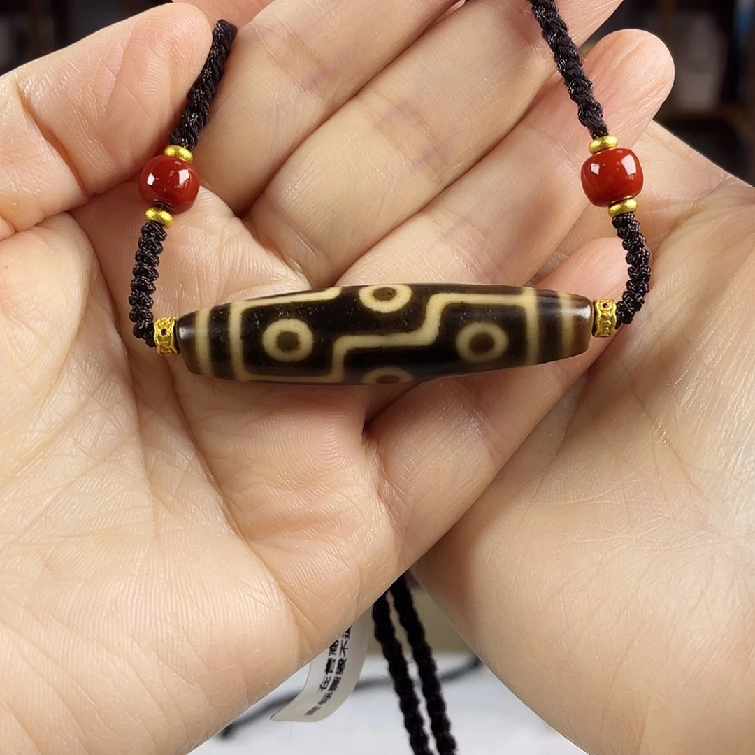 玛瑙/玉髓合金颈饰张魁