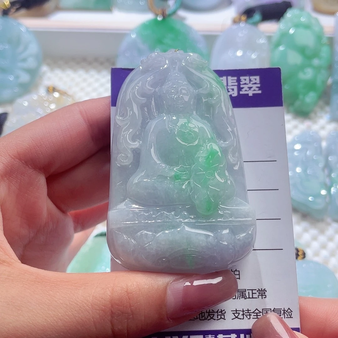 颈饰未镶嵌翡翠观音