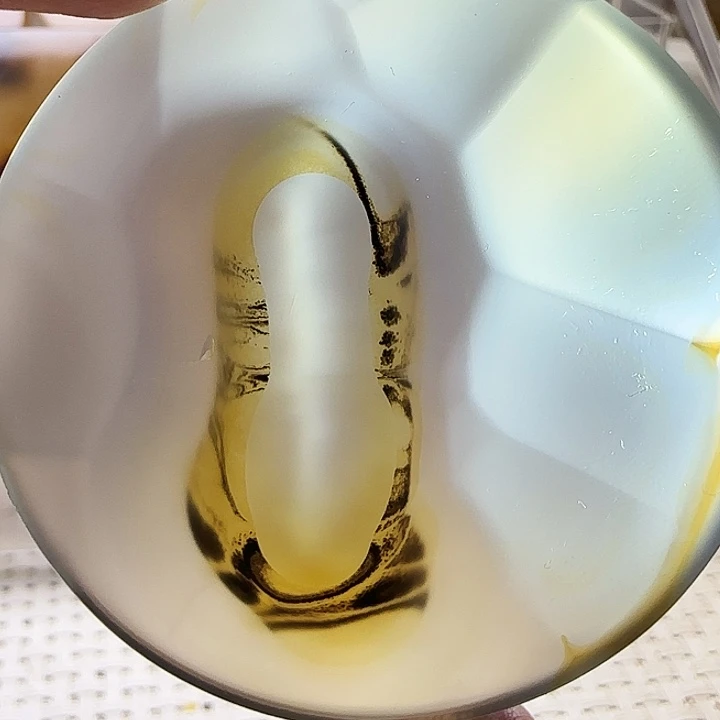 玛瑙/玉髓未镶嵌珠宝奇石