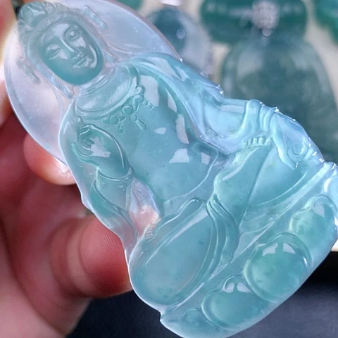 【闪购商品】翡翠颈饰未镶嵌天然翡翠