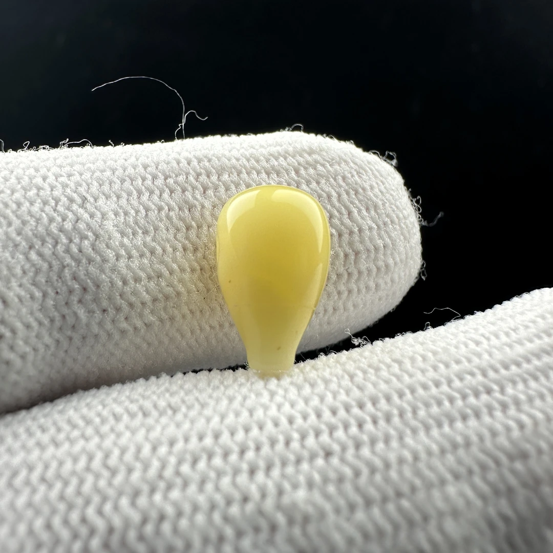 B3694天然蜜蜡瑕疵特价 三通7.3mm 支持复检 假一罚四