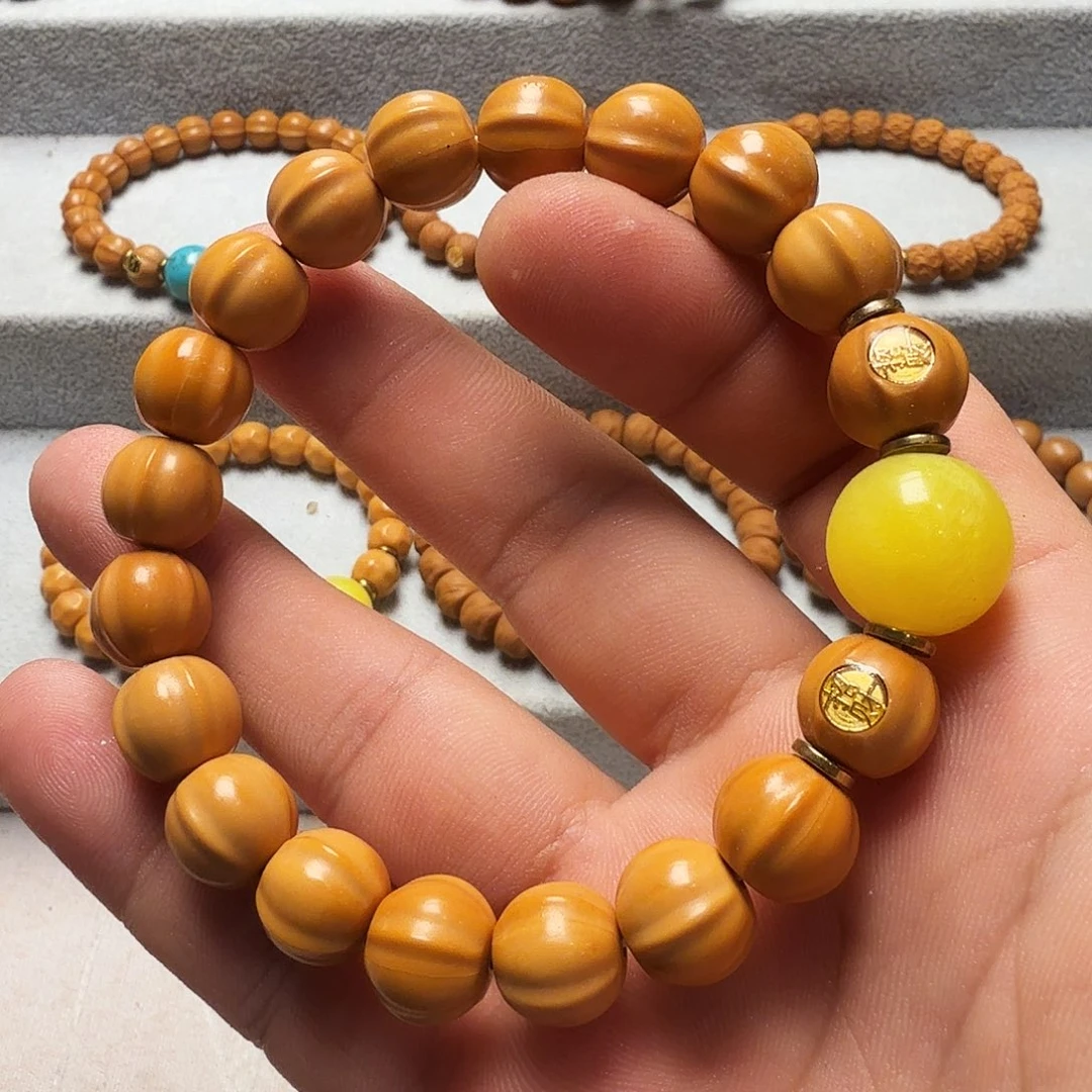 猴头核桃吊坠全品 招财鲨鱼