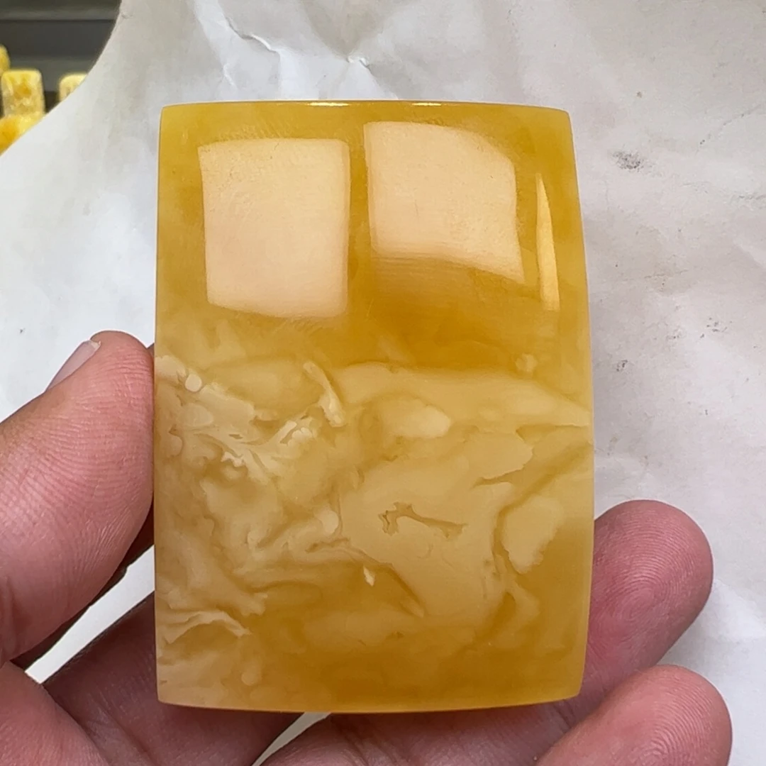 【闪购商品】琥珀裸石未镶嵌49克