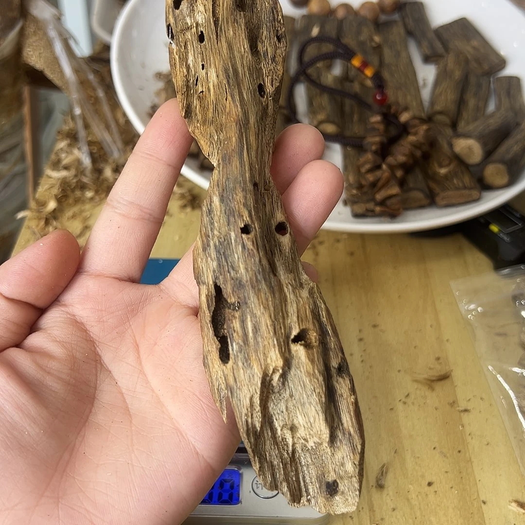 木绿奇楠虫漏原材料30克