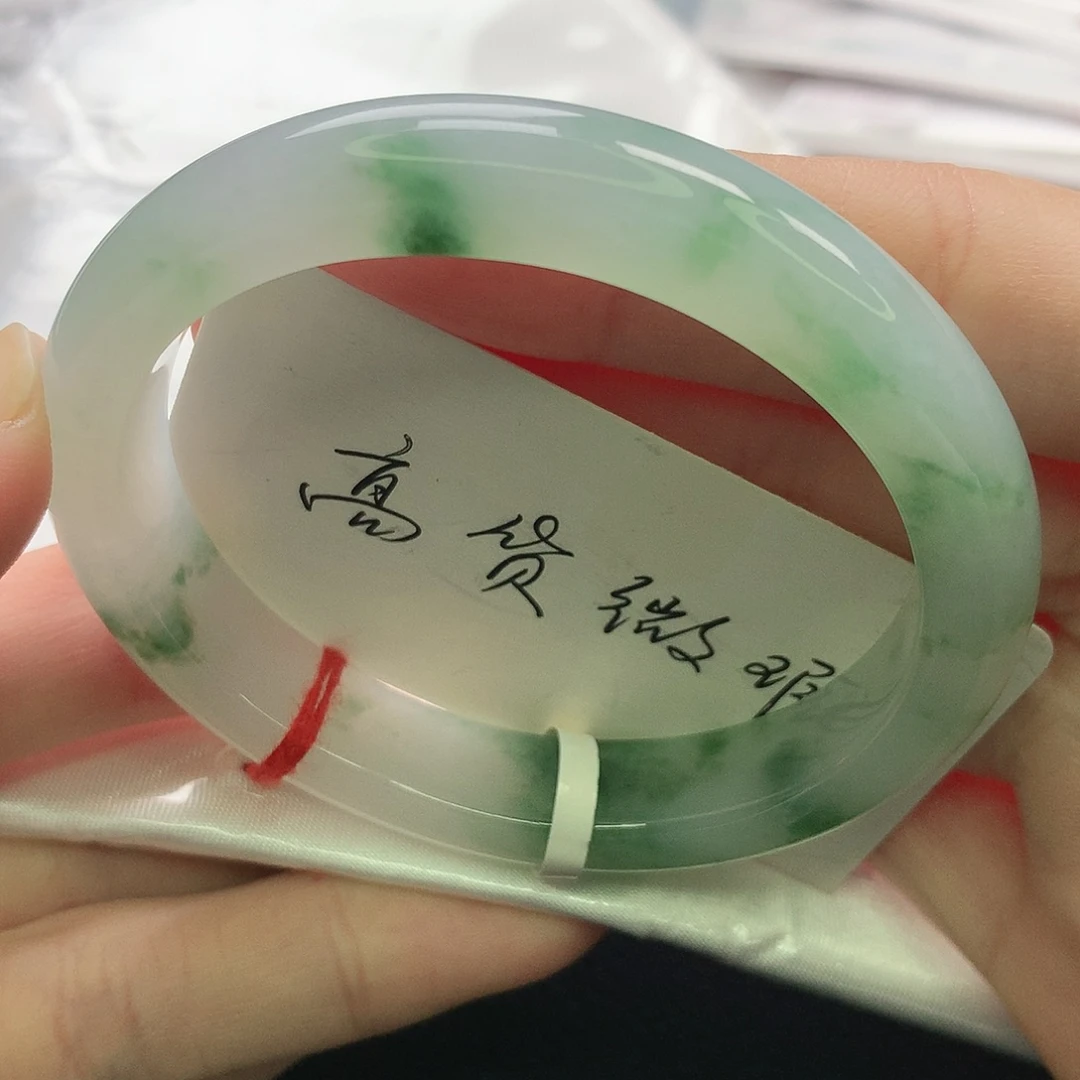 翡翠未镶嵌手镯贵妃54.8