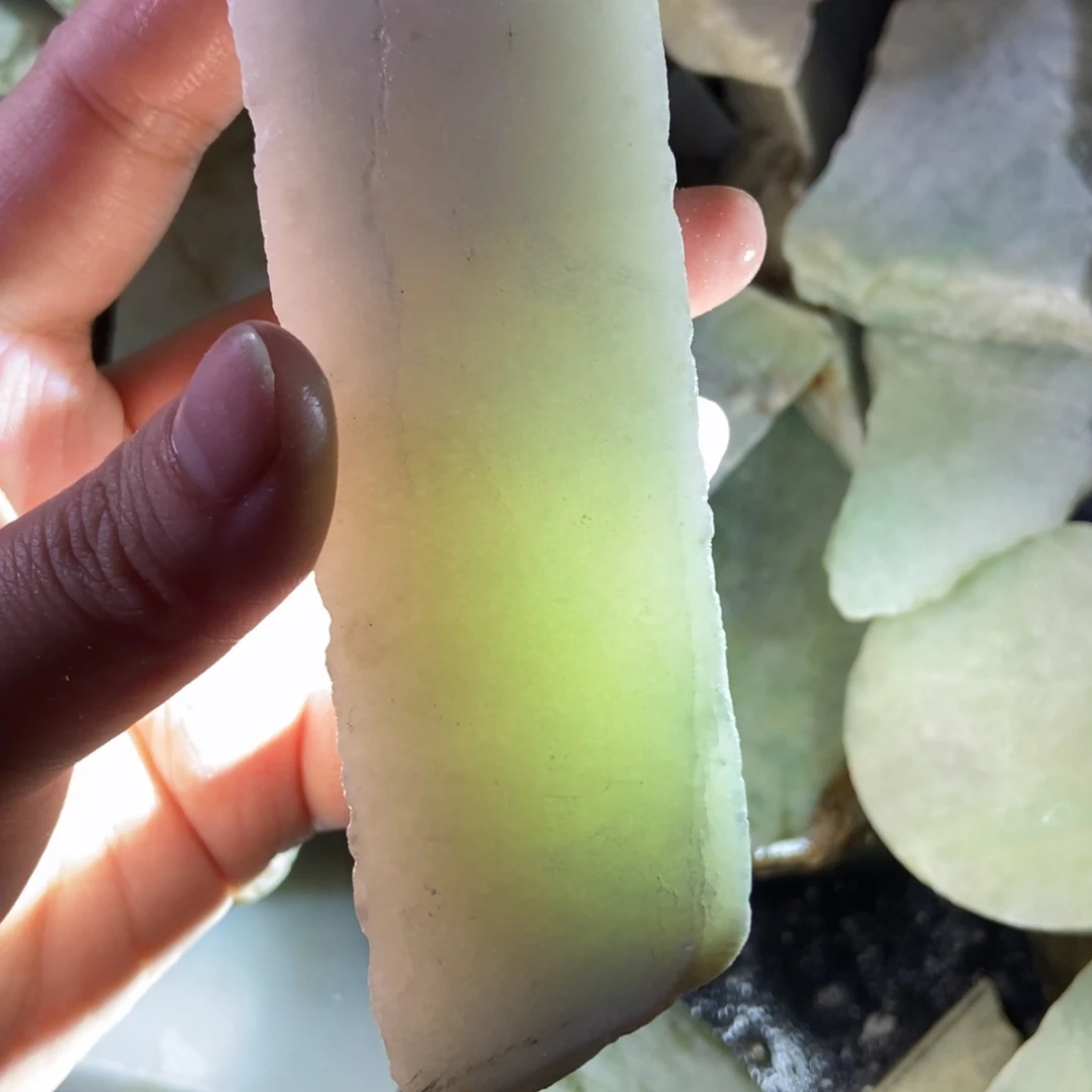 翡翠未镶嵌吊坠(不含链)天然翡翠