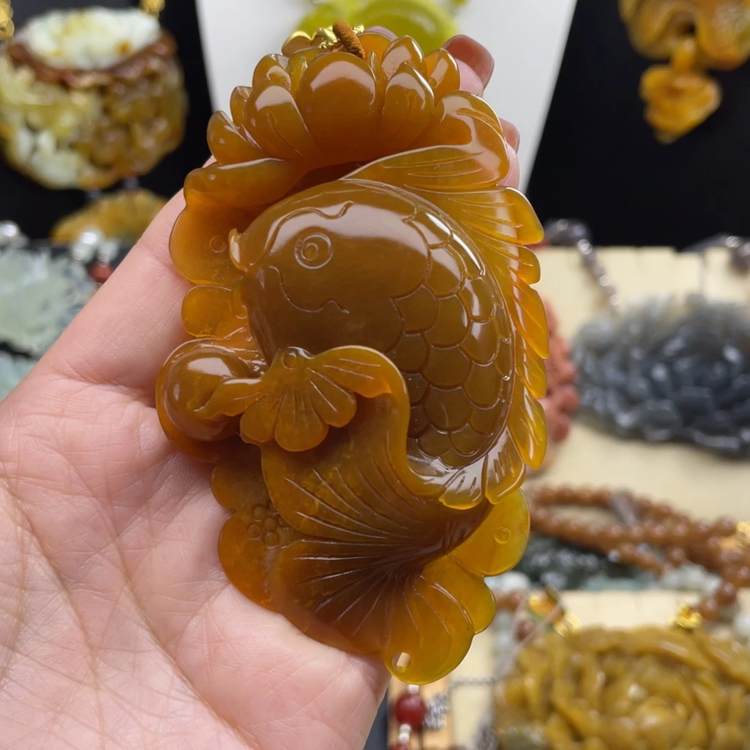 未镶嵌蛇纹石玉颈饰