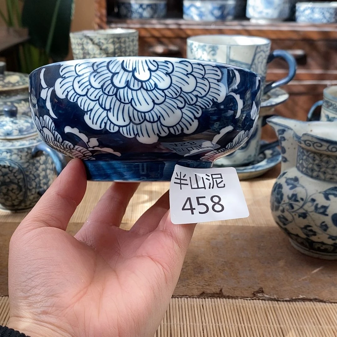 手工手绘青花陶瓷