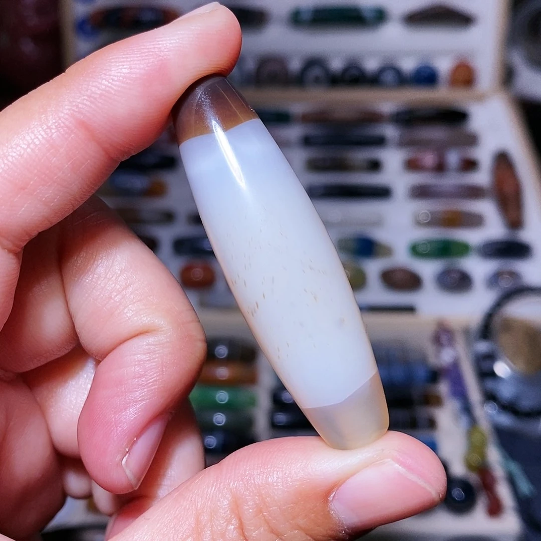 玛瑙吊坠未镶嵌….