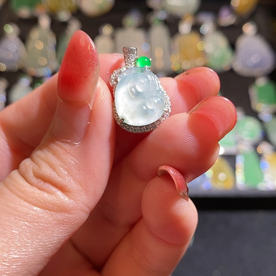 颈饰银S925镶嵌翡翠天然翡翠