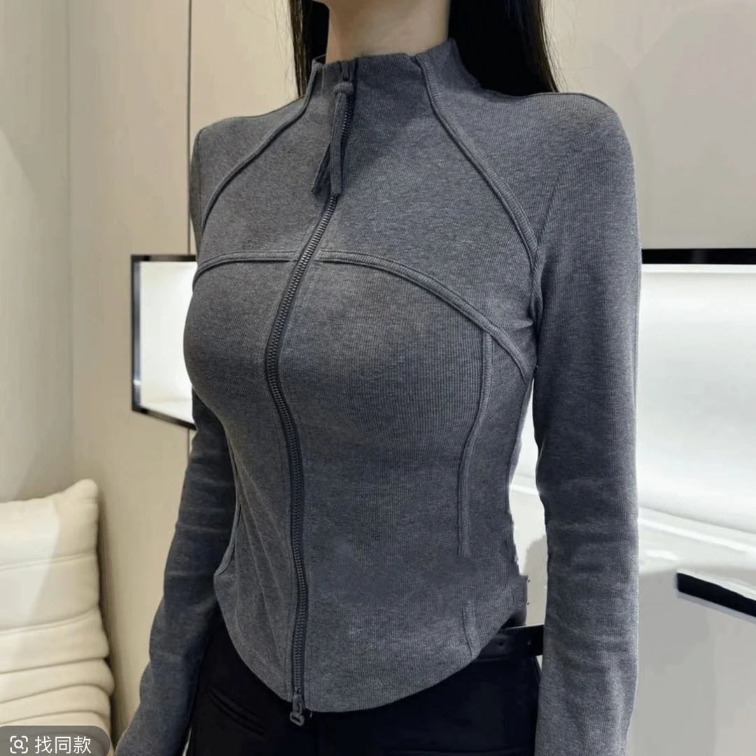 半高领休闲紧身外套