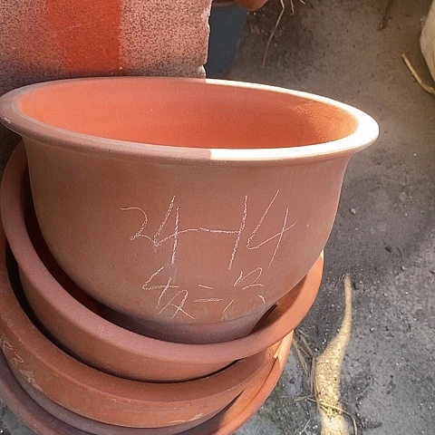 紫砂中国宜兴紫砂花盆，