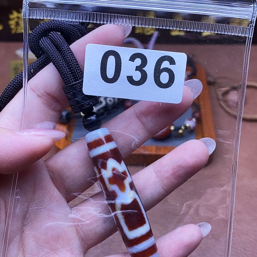 玛瑙/玉髓未镶嵌吊坠(赠链)