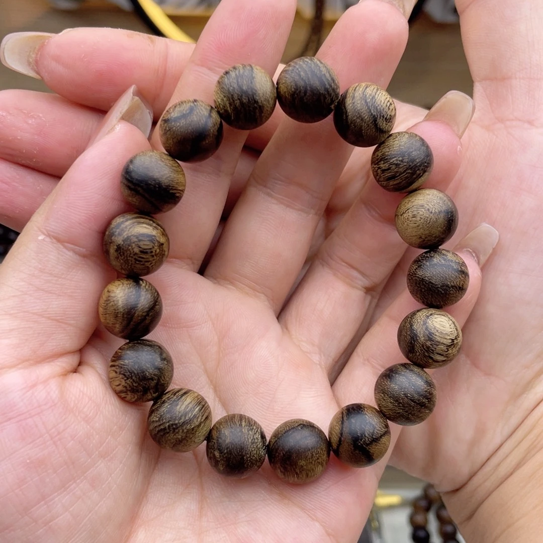 娶***户手串沉香越南芽庄白棋楠留疤