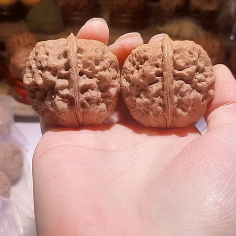 把件文玩核桃麻铁带彩微磕44