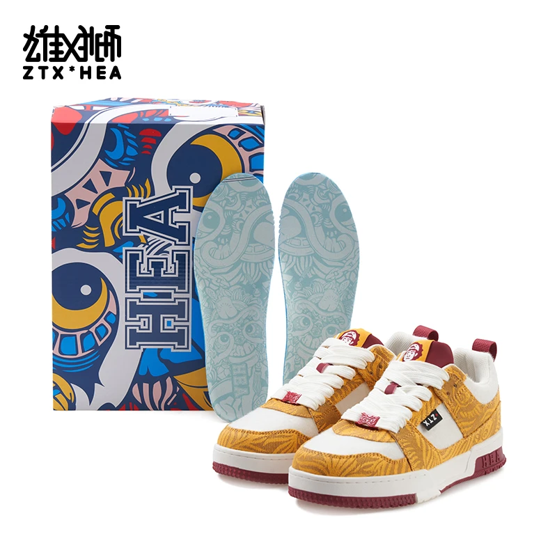 朱铁雄×HEA联名款国潮醒狮马毛拼接潮流板鞋百搭休闲鞋-龙马精神
