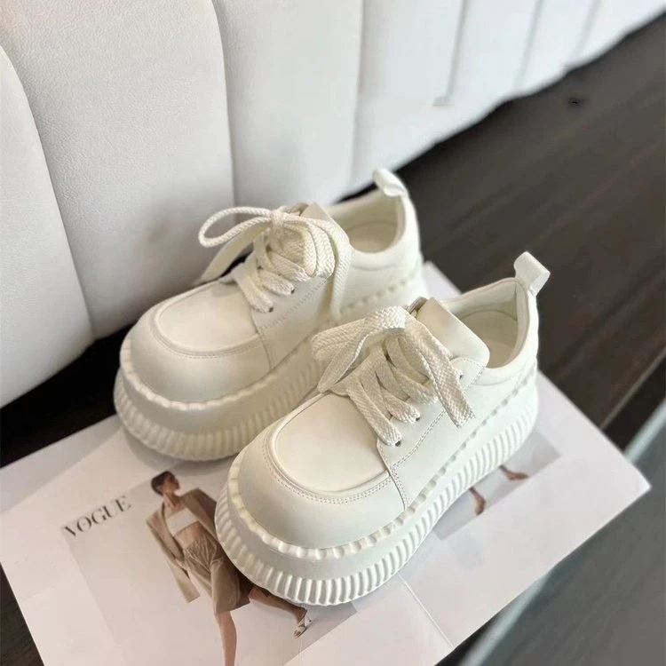 新款时尚英伦风小皮鞋子女松糕厚底乐福鞋2025爆款黑色运动休闲鞋