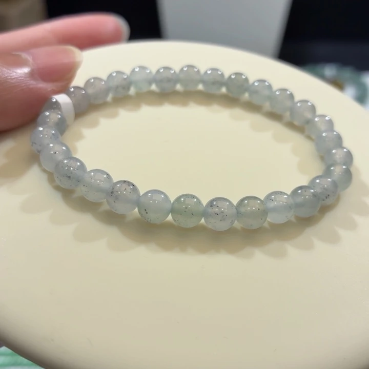 翡翠未镶嵌手链卡6.3