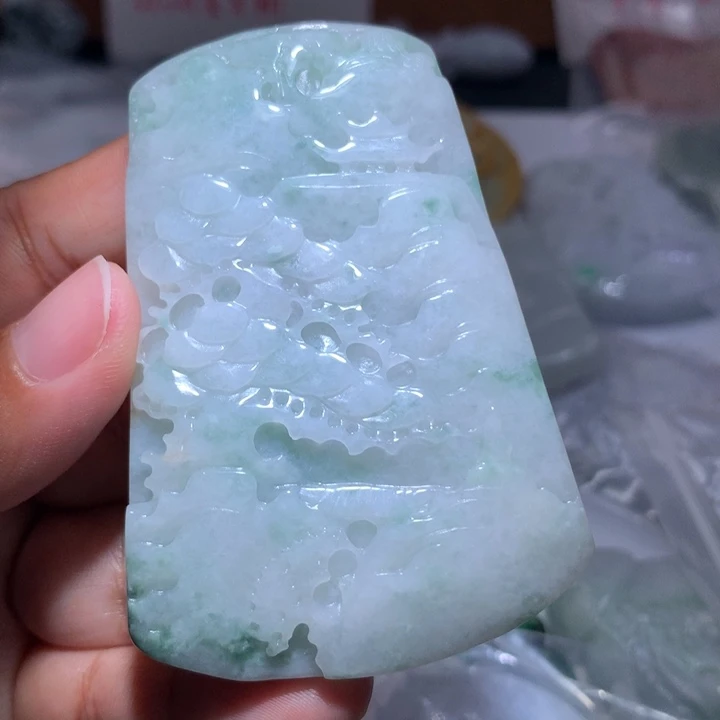 翡翠未镶嵌颈饰保真天然A货翡翠