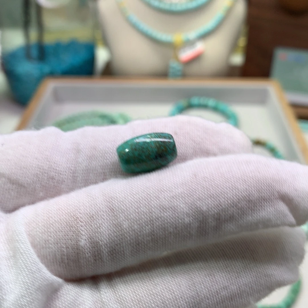 不****绿松石未镶嵌配饰