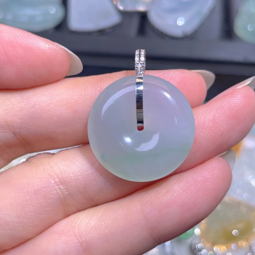 颈饰18K金镶嵌翡翠翡翠