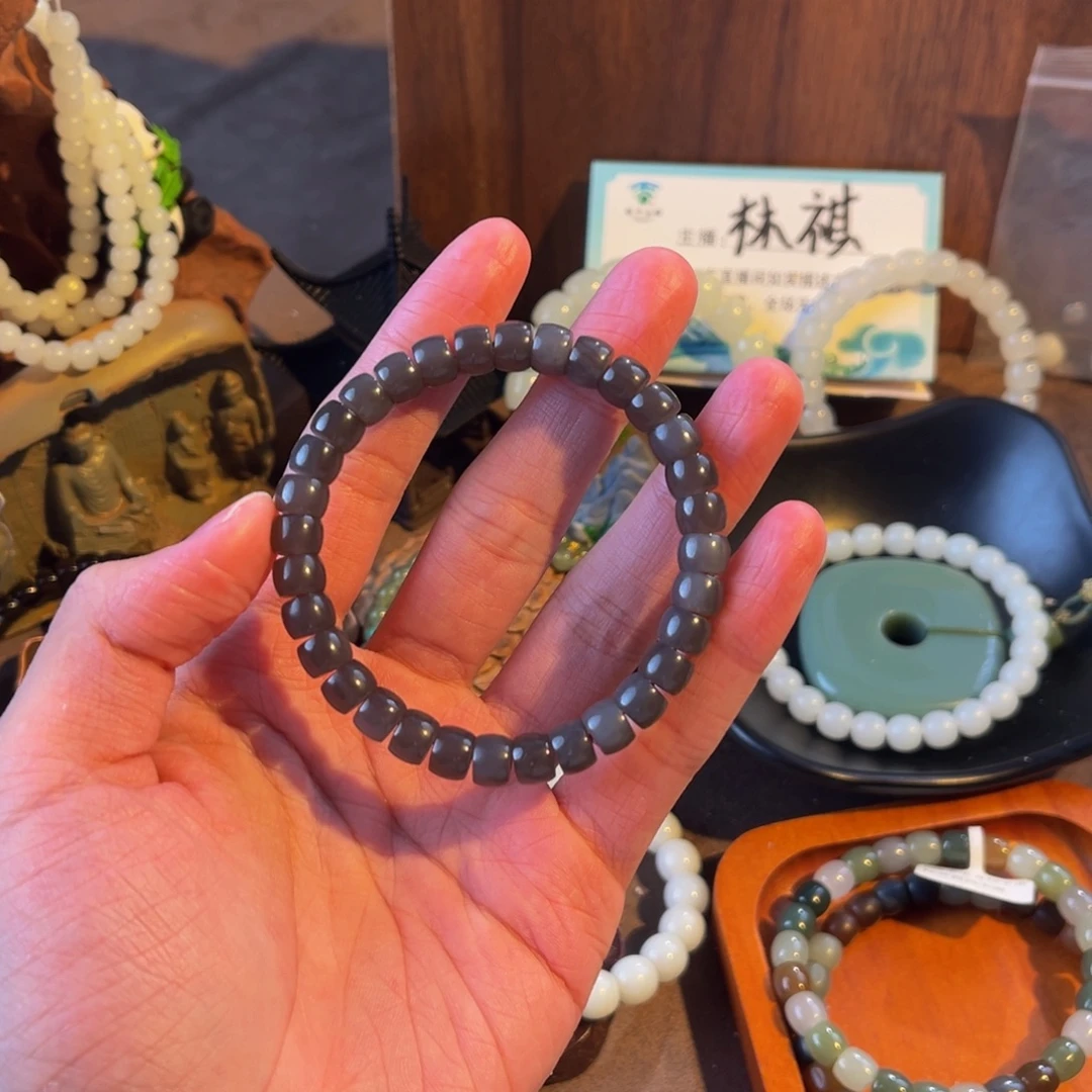 未镶嵌手链和田玉