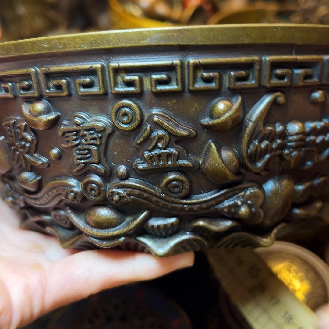 精美铜器工艺品等