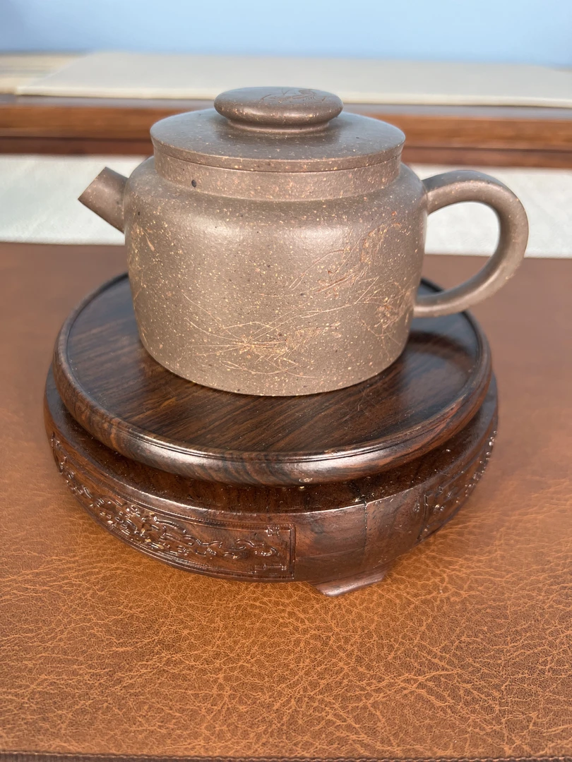 宜兴紫砂壶黄龙山原矿蟹壳青青段孤品巨轮容量200毫升左右刻虾