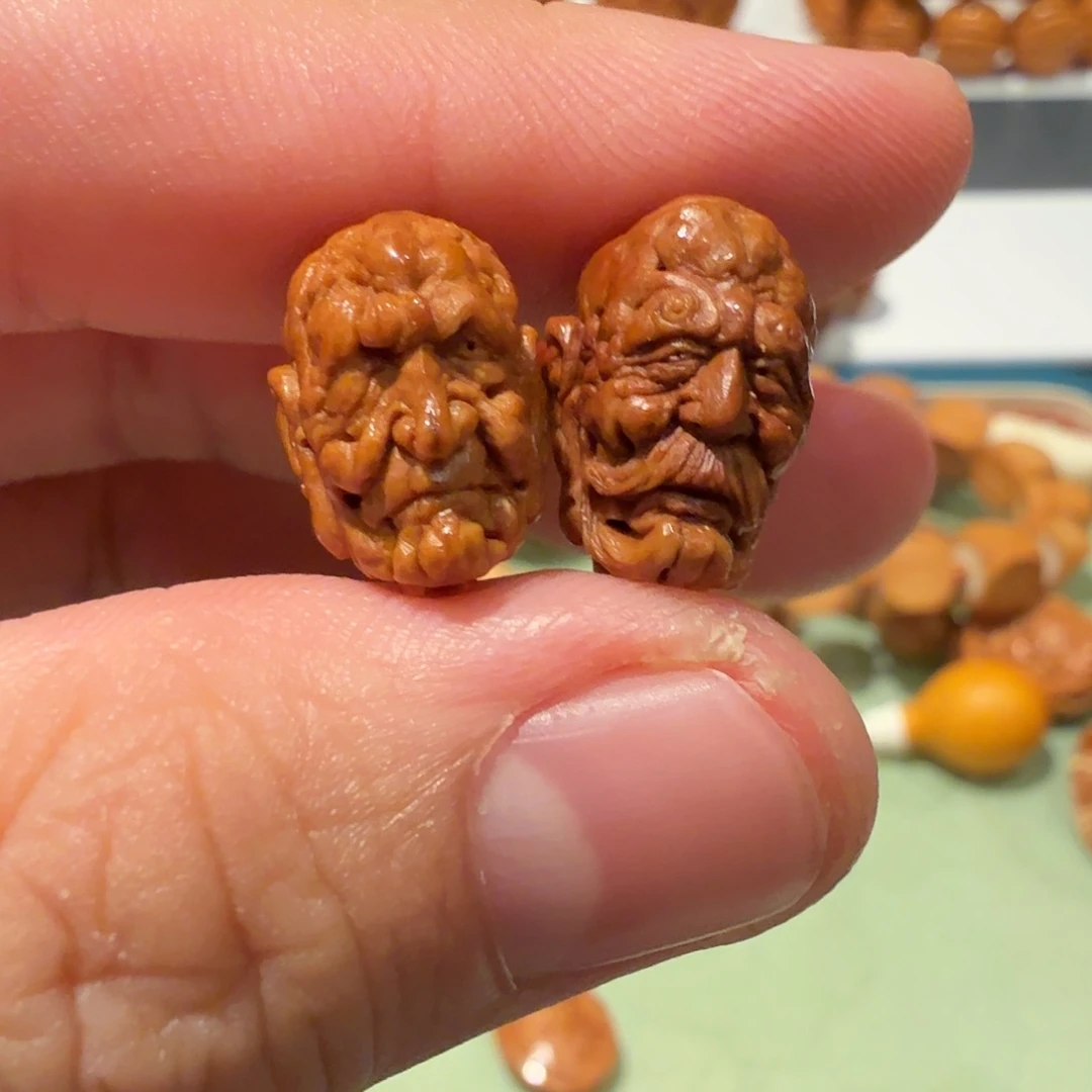 手串/手链橄榄核桃核雕刻罗汉头