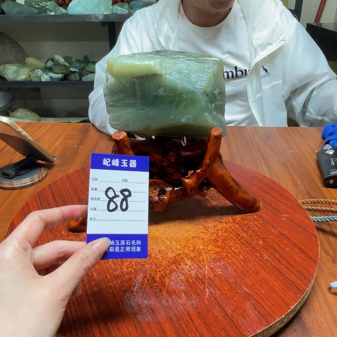 未镶嵌蛇纹石玉原石88