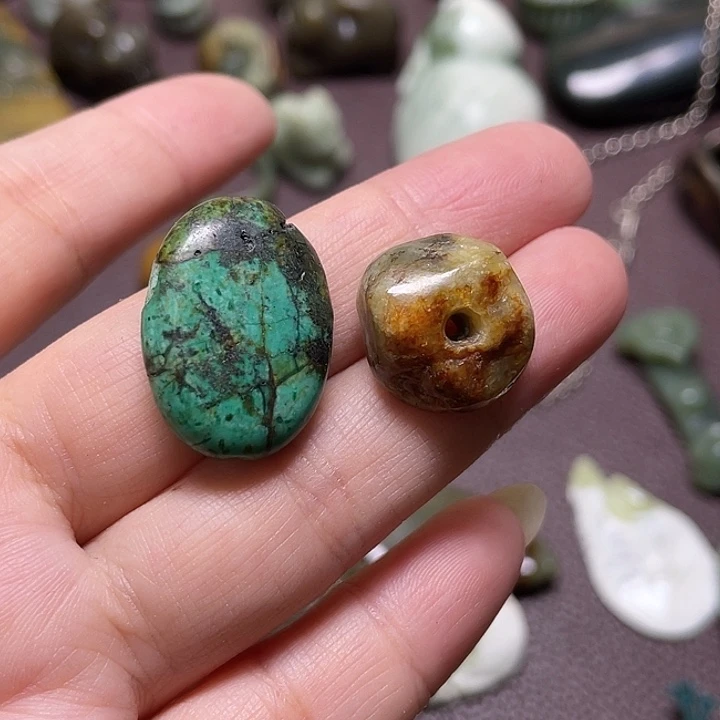 岫岩河磨玉（透闪石质玉）未镶嵌颈饰