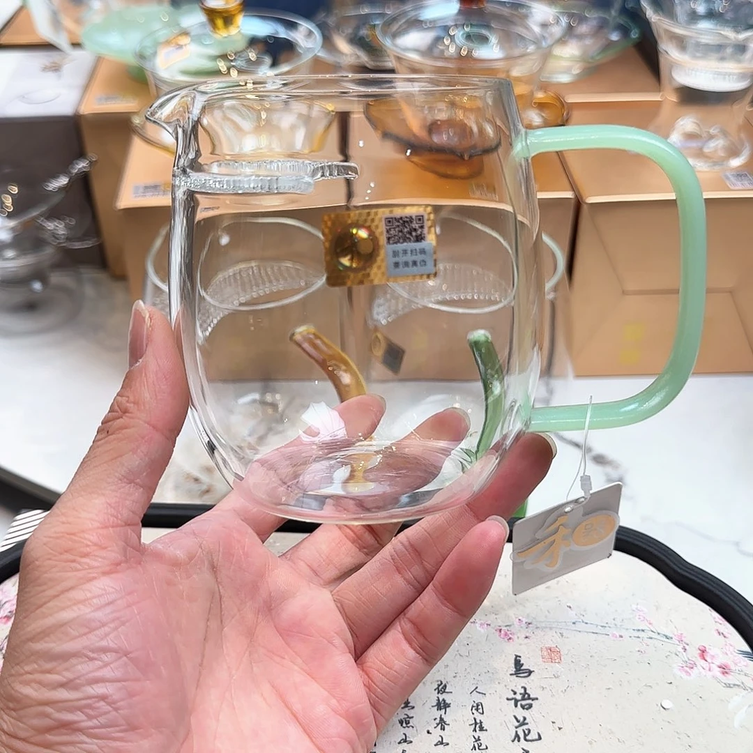 禾器澄然月牙款浅玉色
