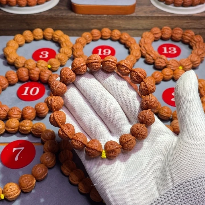 文玩核桃手串范*师